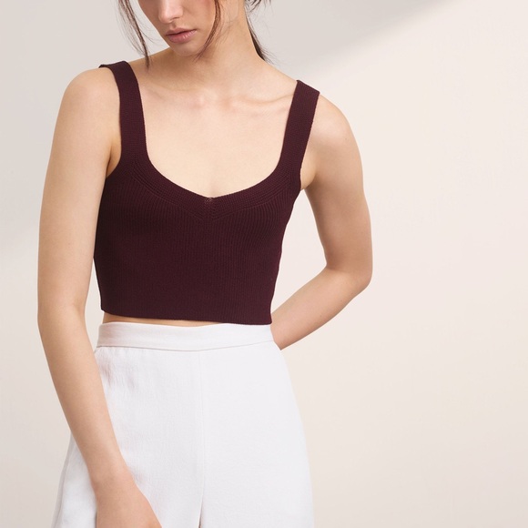 Aritzia Grey Mony Cropped Sweater Tank, Rare Find - Picture 3 of 3